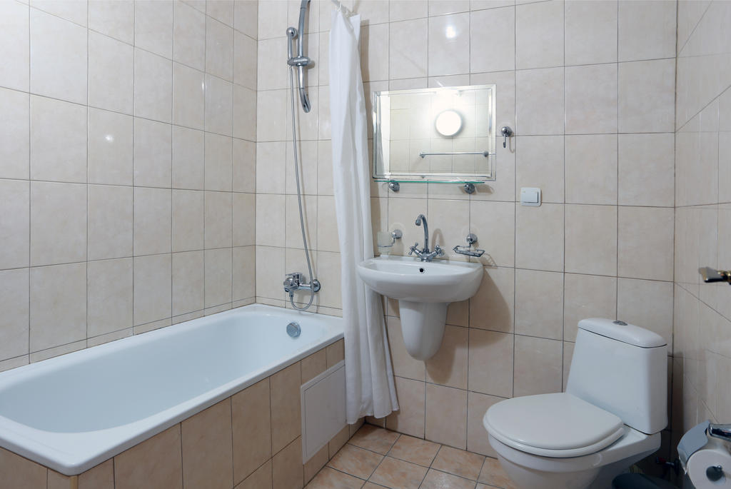 Acropolis Hotel Pazardzhik Room photo